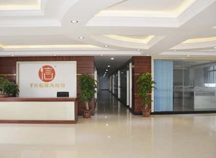 Ang Yapamit ay may maraming serye ng mga independiyenteng produkto